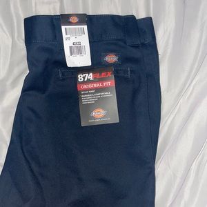 Dickies pants were not my size unfortunately very comfortable